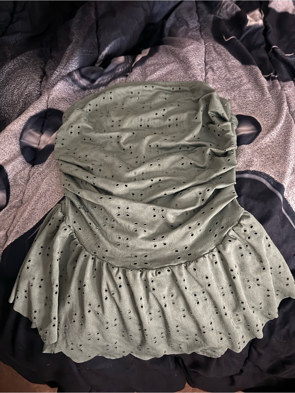 SHEIN Olive Eyelet Tube Top